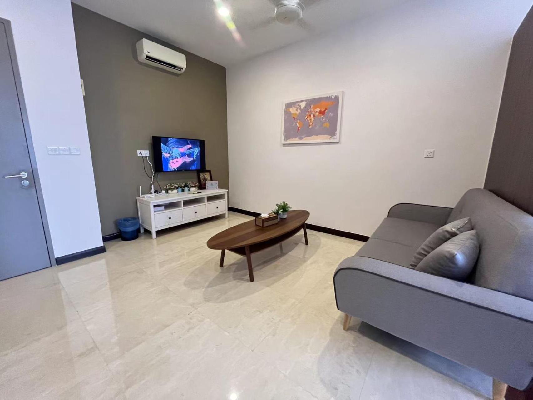 Silverscape Seaview Residences Melaka Esterno foto